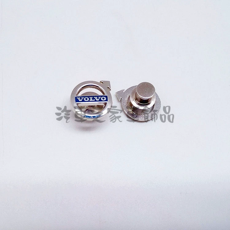 Phụ kiện ô tô nhà ô tô Huy hiệu xe Volvo Huy hiệu ô tô 4S cửa hàng bán hàng giám đốc điều hành trâm tự động triển lãm huy hiệu tùy chỉnh - Trâm cài