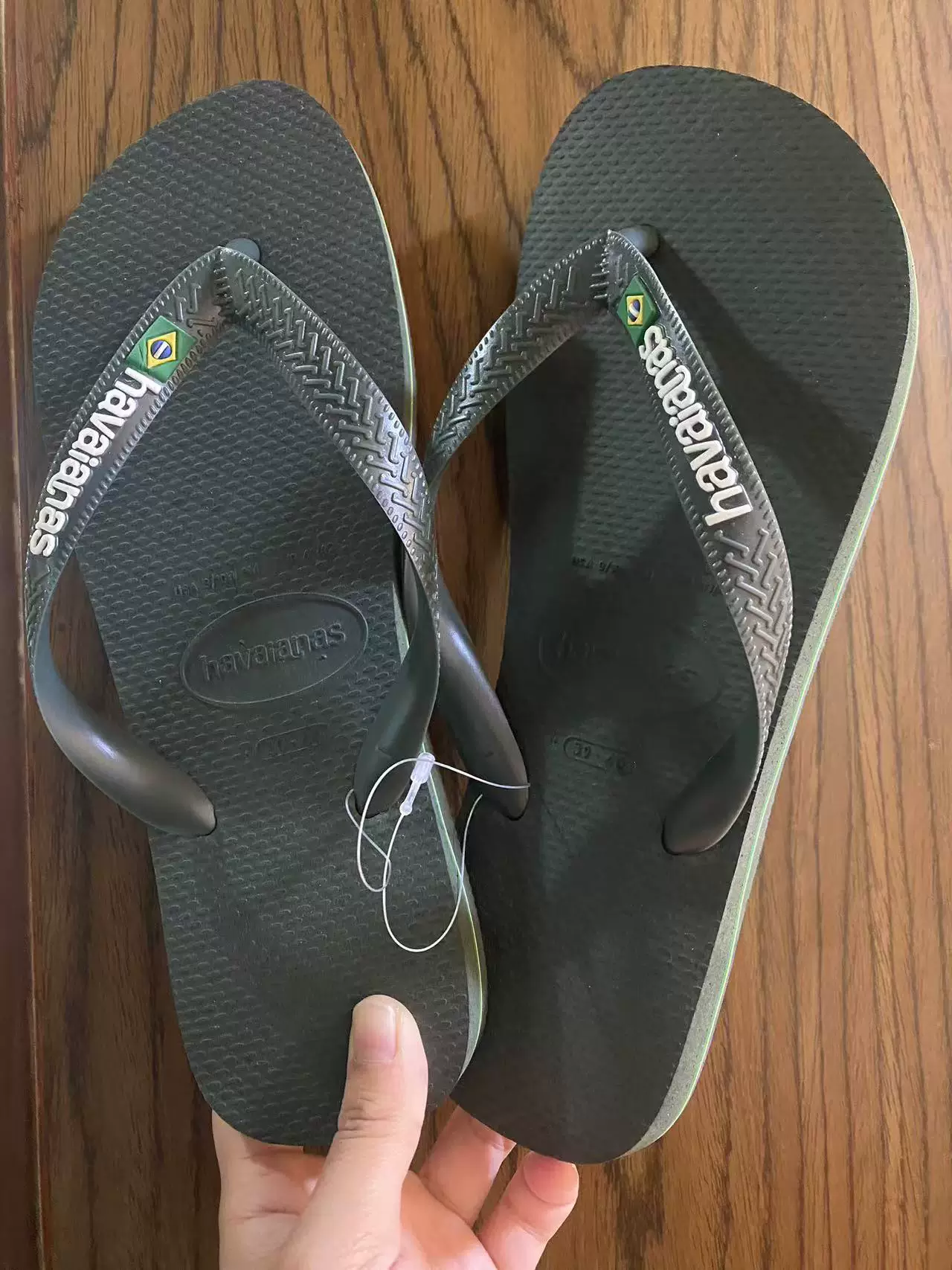 Бразильские фудалка Havaianas национальный флаг Havana персонаж человека drag нейтральные родитель-ребёнок обувь для мужчин и женщин без скольжения и тапочки
