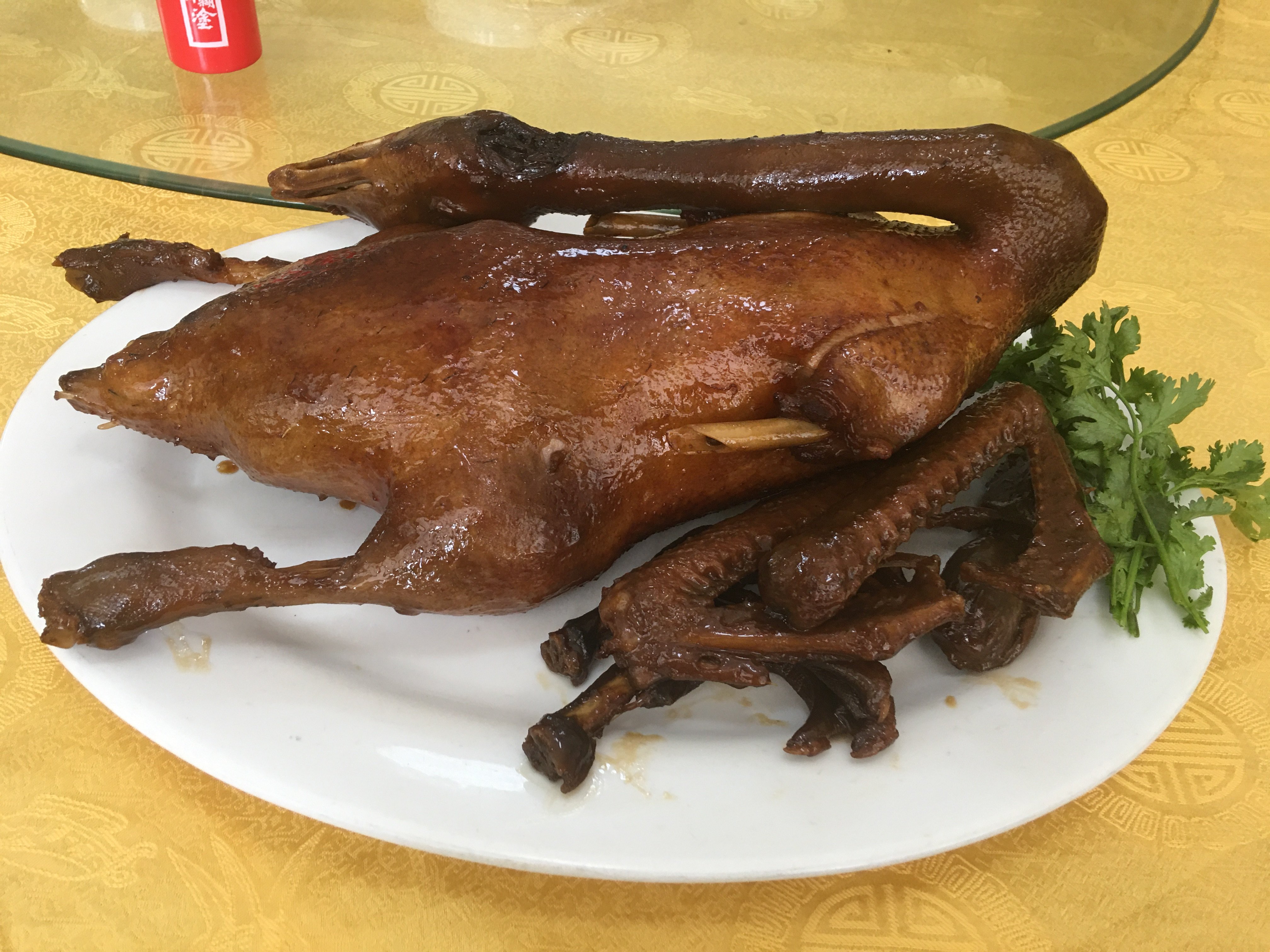 (Gujing roasted roast goose) Guangdong five-flavor goose Hakka lu geese whole stewed goose ancient sauce goose half 2.2 pounds