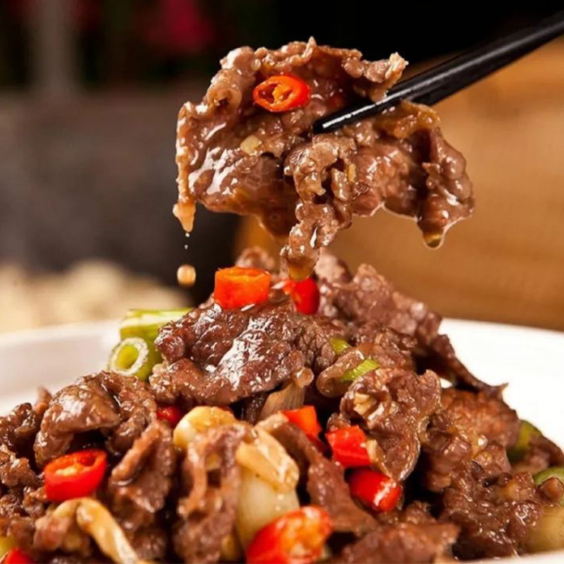小炒黄牛肉，鲜嫩美味的秘密武器，厨房新手也能大展身手！