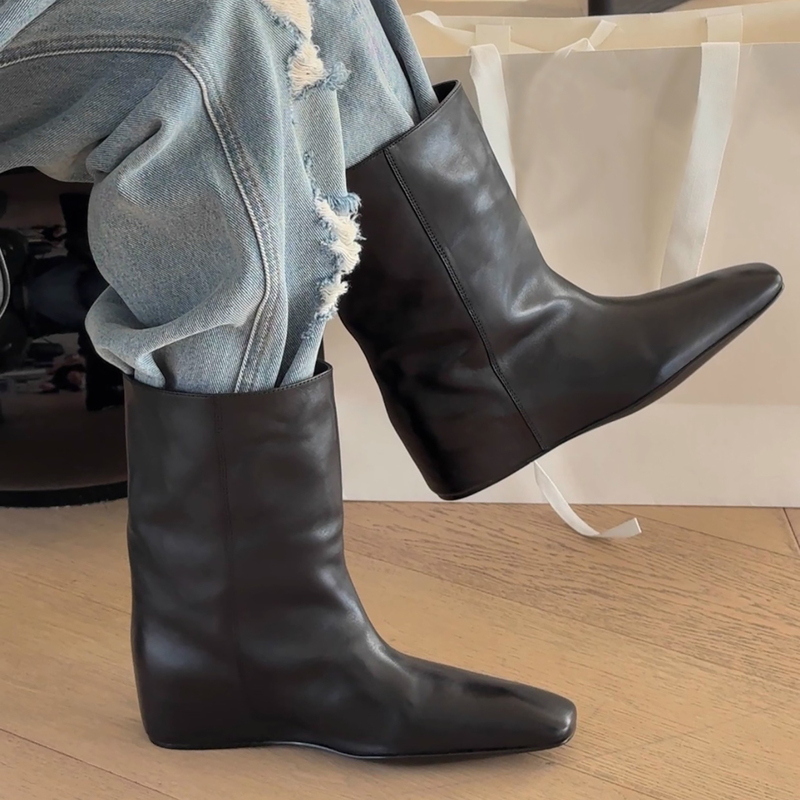 European Style Square-Toe Short Boots for Women, 2026 Autumn New Genuine Leather Versatile Fashion Short Boots with Hidden Height Increase, Martin Boots European Style Square-Toe Short Boots for Women, 2026 Autumn New Genuine Leather Versatile Fashion Short Boots with Hidden Height Increase, Martin Boots