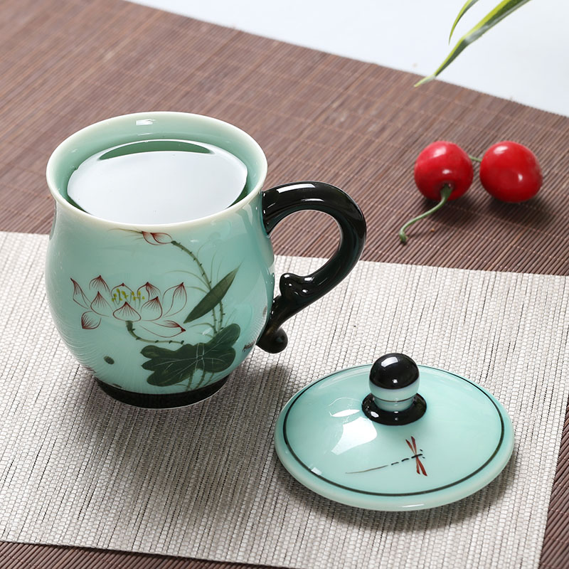 Celadon teacup with cover tea cup office glass cup of jingdezhen ceramic hand - made personal gift cup cup