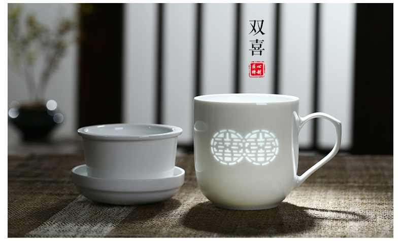 Jingdezhen and exquisite white ceramic cup tea cup tea separation office cup with cover filter glass ceramic keller