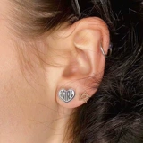 [Убить Мэри Су] Unif Custom 1: 1 серьги персикового сердца, асимметричная турецкая девушка, стальные серьги из турецкой девушки