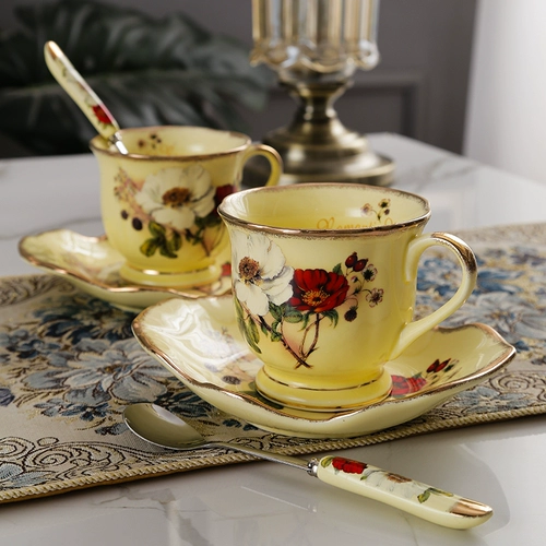 Роскошная королевская чашка кофейного чашки Spoon Set Cup Cup Creative Personal Personation Trend Trend Bone Forcom