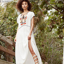 New holiday sunscreen beach dress white cotton embroidered sexy swimsuit bikini blouse coat long dress