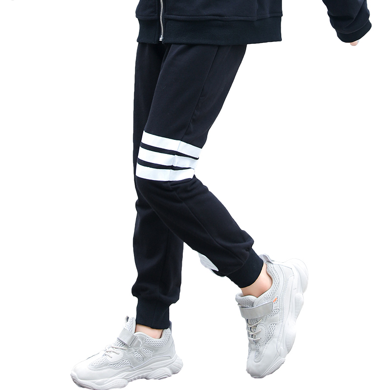 Cô gái quần sweatpants mất bình thường màu đen mùa xuân và mùa thu không khí mùa thu 2020 chiếc váy trẻ em mỏng mới củ cải quần.