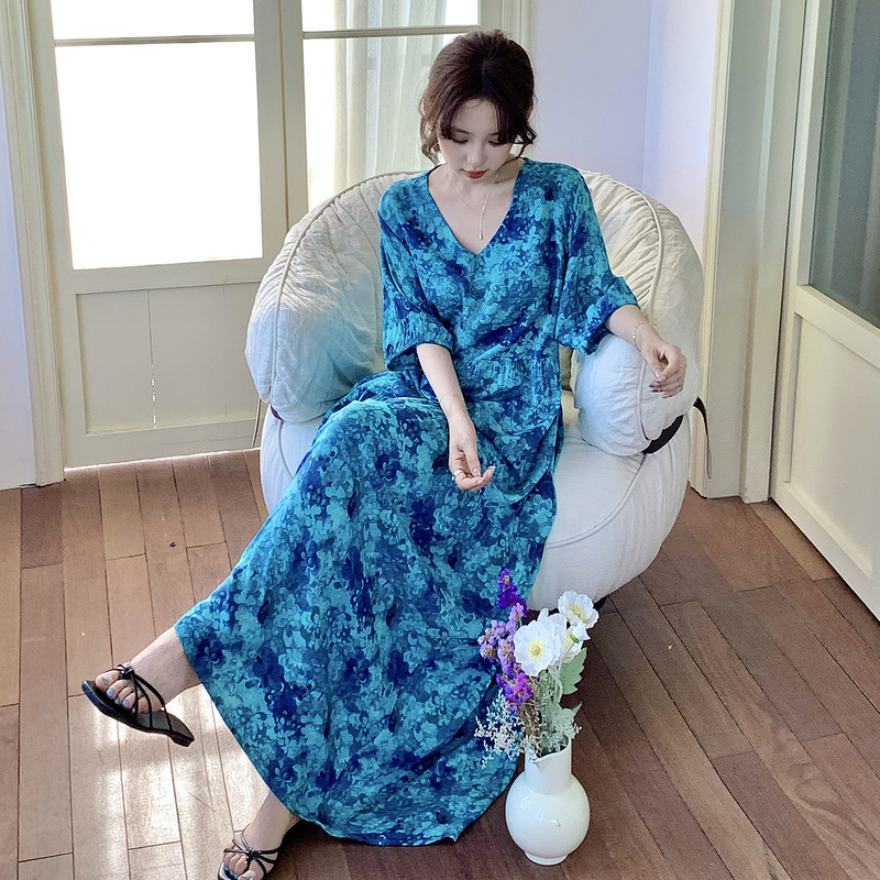 With Chest Pads to Prevent Bumps, Comes with a Belt, 2025 New Women's Nightgown, Summer Short-Sleeved, Extra-Long Skirt That Reaches the Ankles