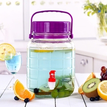 Jars with red dates Sweet Wine Brewery 8 Garlic Seal Flooded Salty Pickle of Bucket Covered Chicken Claw Glass Bottle