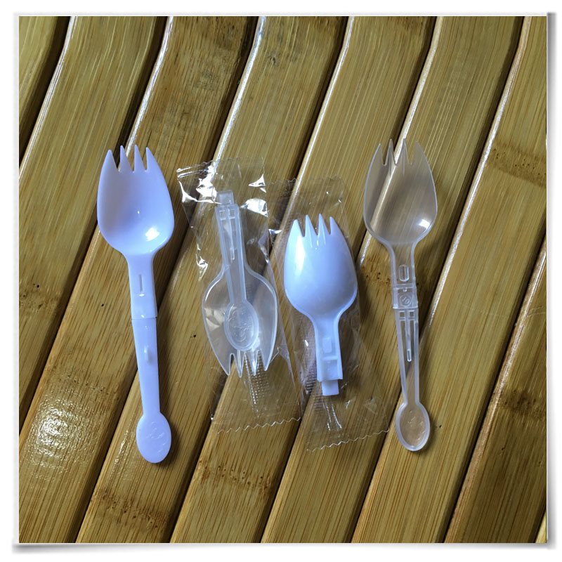Disposable folding fork spoon independent packaging white transparent spoon fork integrated small jelly spoon sweet pitchfork five thousand only