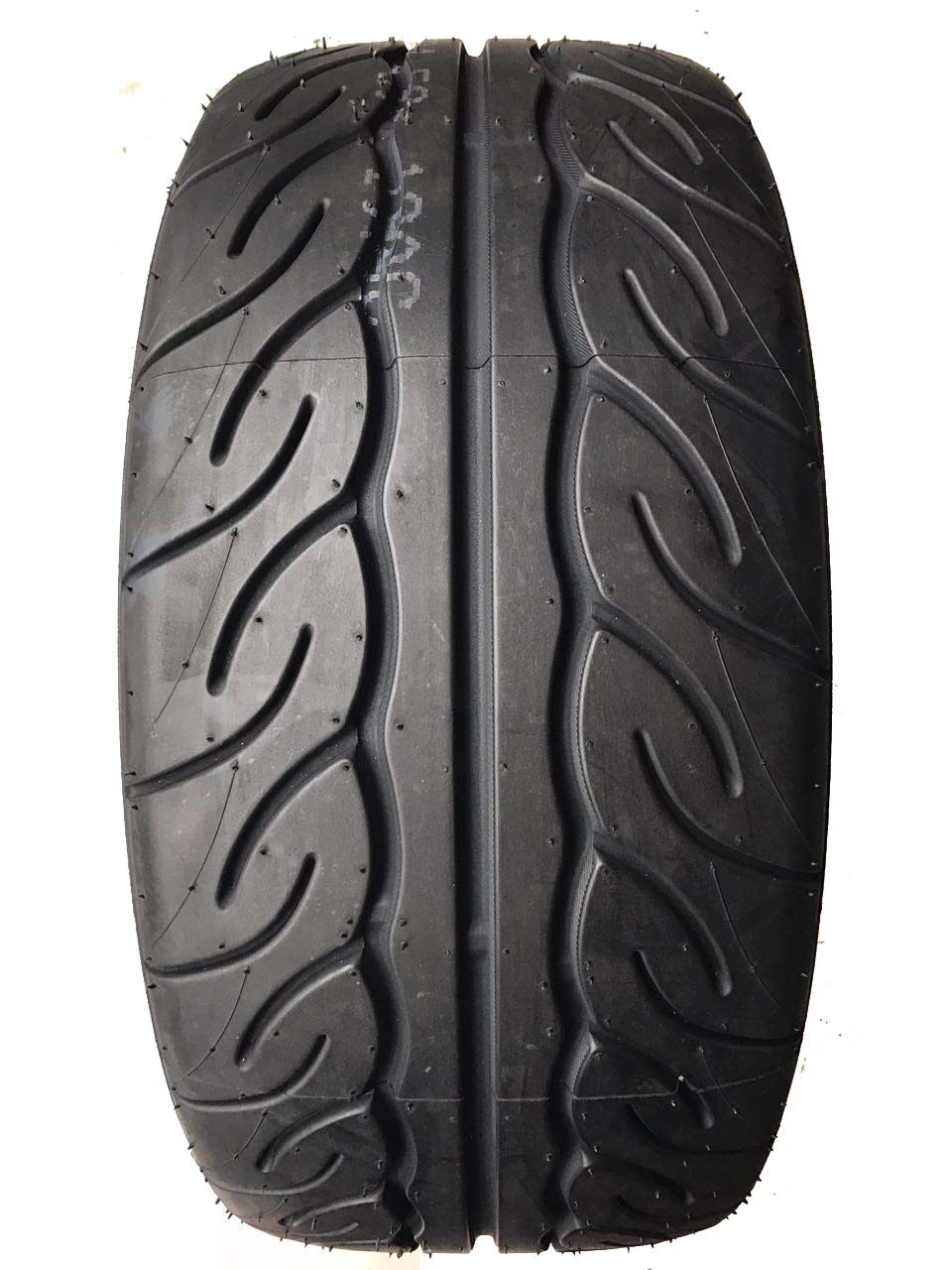 New YOKOHAMA Yokohama semi-hot melt 225 45R17 91W AD08R performance modification