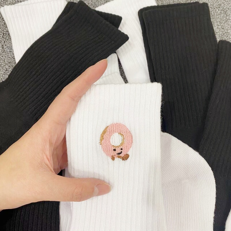 Hhop Socks Donut Cartoon Cute Versatile Sports Socks Daily Embroidery Casual Style Towel Bottom