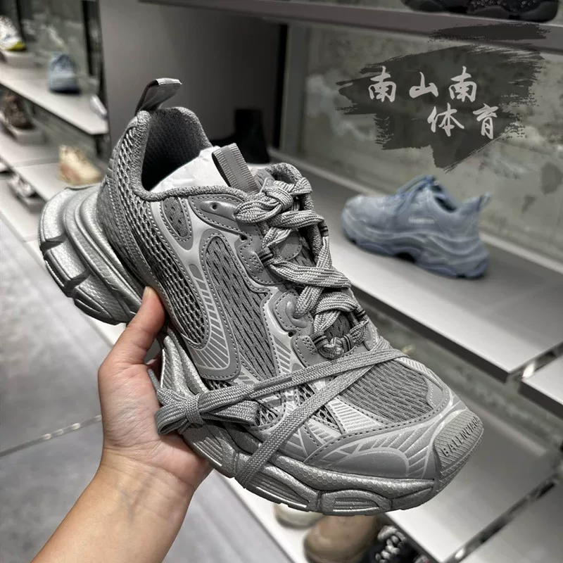 Классическая обувь Balenciaga Balenciaga 23 шоу модель XXXL distressed 3XL отражающие семейные dad shoes повседневные кроссовки