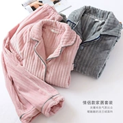 Mùa đông mềm mại và ấm áp vài bộ đồ ngủ flannel nam màu rắn xám nữ sọc sọc màu hồng ve áo tươi