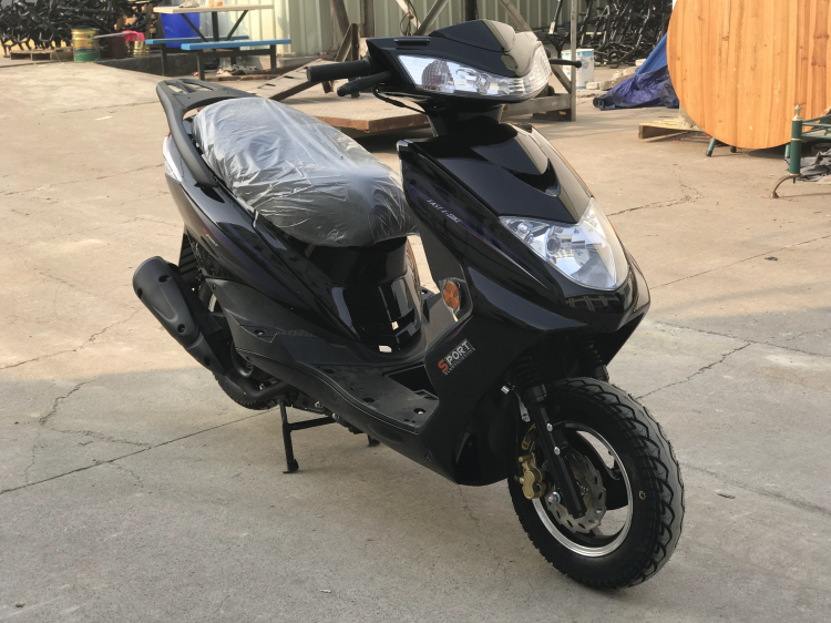 Scooter nhanh Eagle WISP 125cc scooter xe máy xe máy nam giới và phụ nữ để giúp scooter xe đường phố