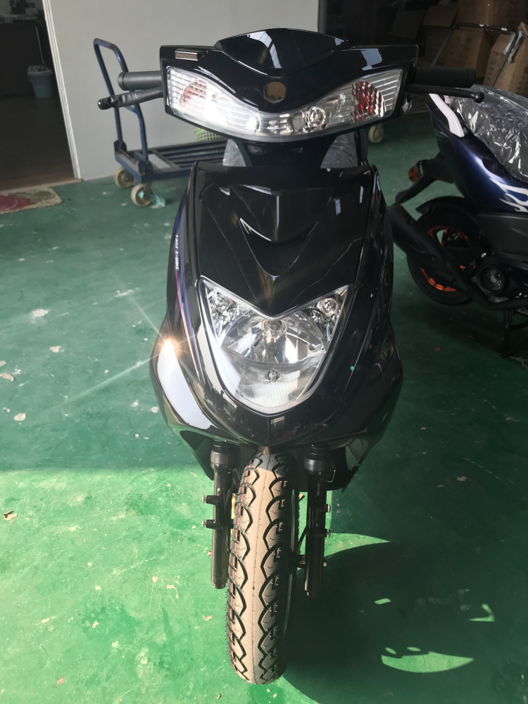 Scooter nhanh Eagle WISP 125cc scooter xe máy xe máy nam giới và phụ nữ để giúp scooter xe đường phố