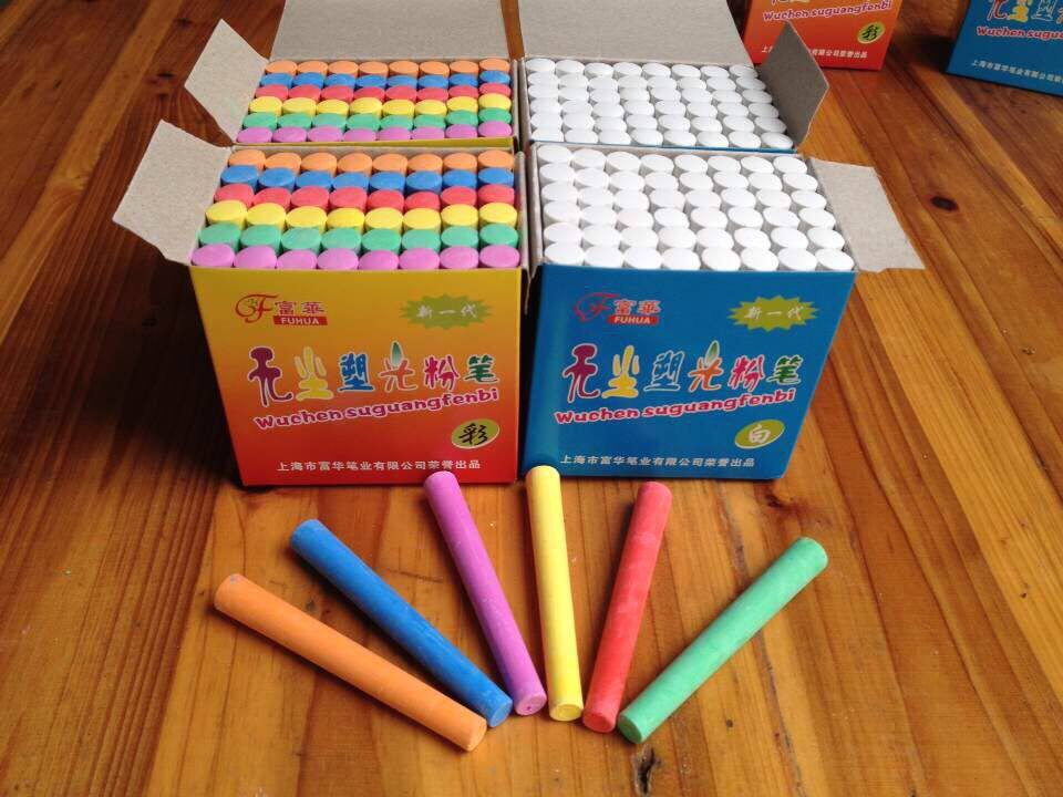 Wenhua dust-free plastic-colored chalk children Teachers Board Newspolts Chalk White Chalk 6 Colors Total 48