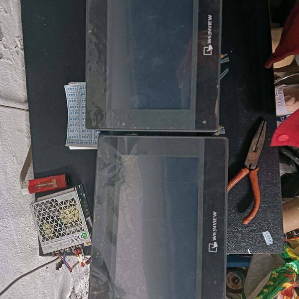 议价TK6071iQ触控屏幕,还剩二台基本保护膜还在