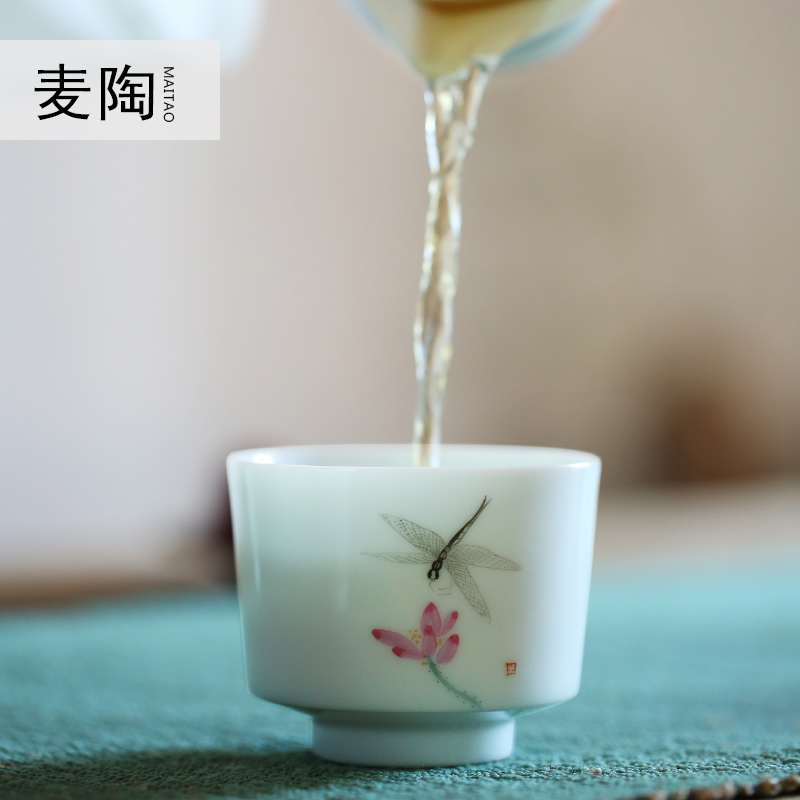 MaiTao jingdezhen bucket fish fun color lotus tea set single cup home hand - made master kung fu tea cups sample tea cup cup