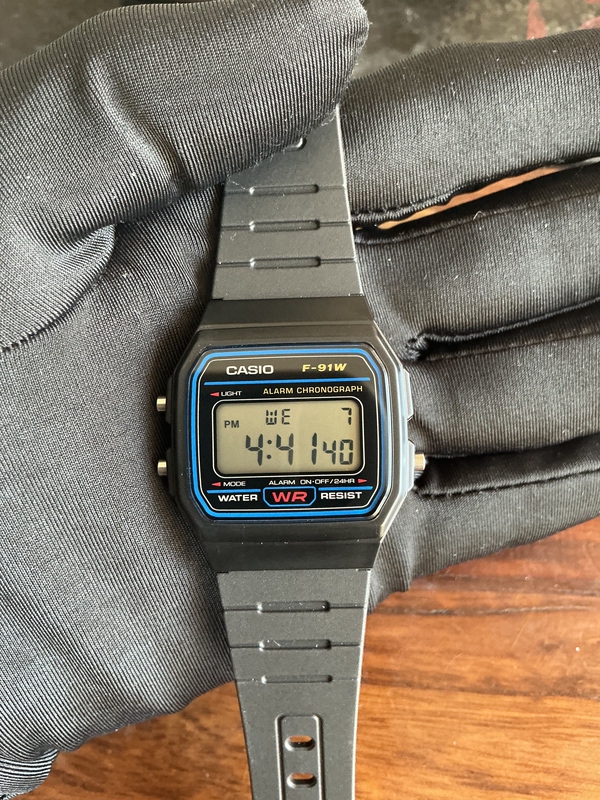 Authentic Casio Classic Retro Denge Style Sports Watch Electronic Watch Small Square F91W-1