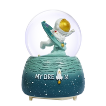 Astronaut Dream Astronaut Crystal Ball Music Box Ornament Music Box Automatically Falling Snow Can Glow Rotating Boy