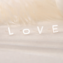 925 sterling silver 26 letters custom stud earrings 2021 New Tide niche design sense temperament couple earrings female summer