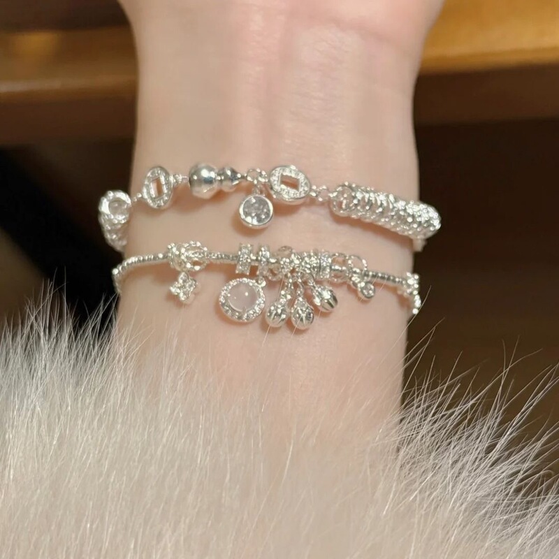 Original High-End Design Stackable Bracelet for Women, Unique Niche Design, Light Luxury, Adjustable Opening