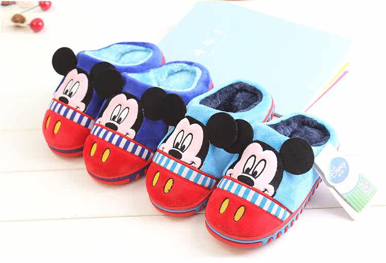 Pantoufles enfants en suède DISNEY pour hiver - semelle autre - Ref 1034752 Image 24