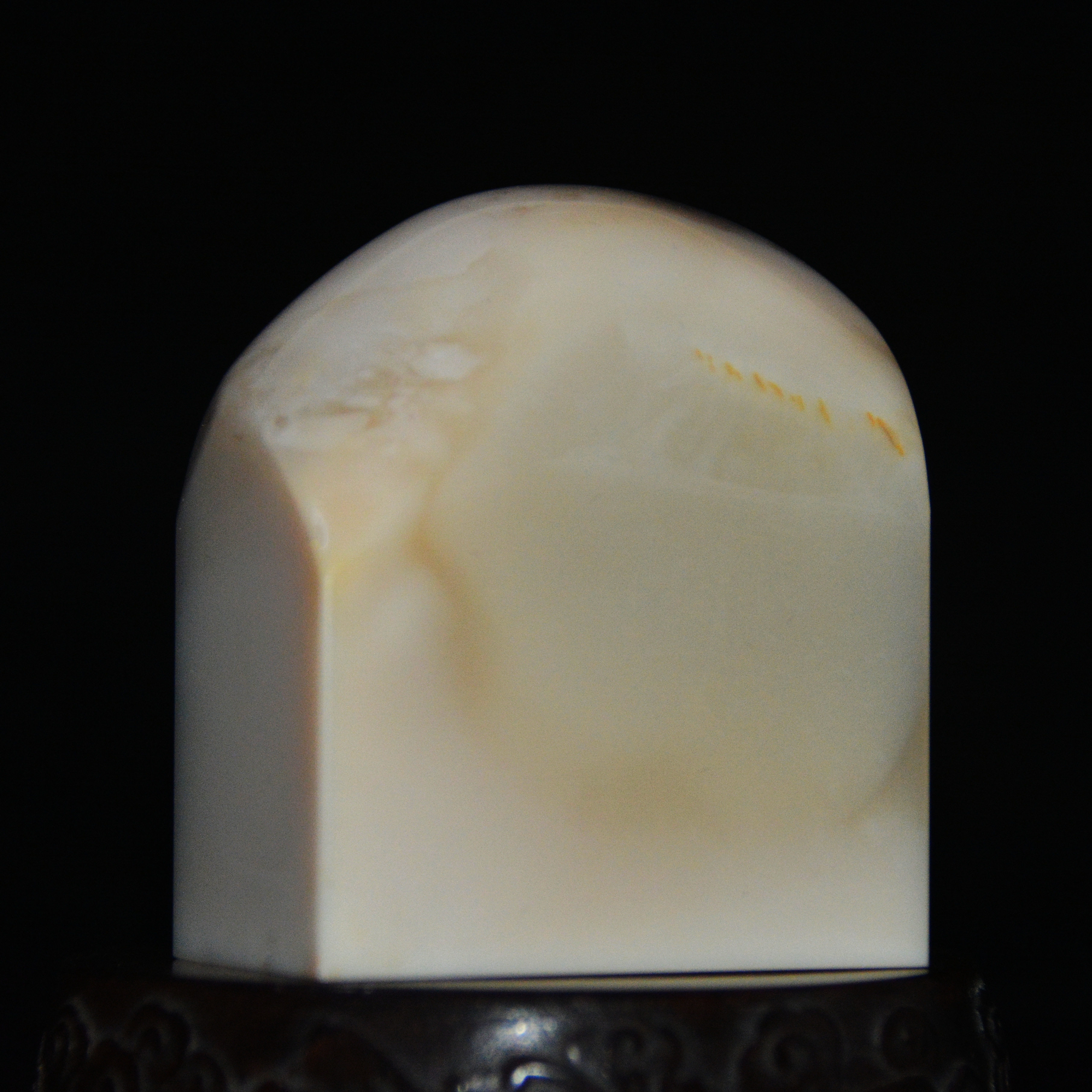 Changhua Goat Fat Jelly Collection Grade Mass Dispenser Seal Pure White Heart-penetrating Oil Moisturizing Love Day Church Tibetan Fossil Seal Engraving