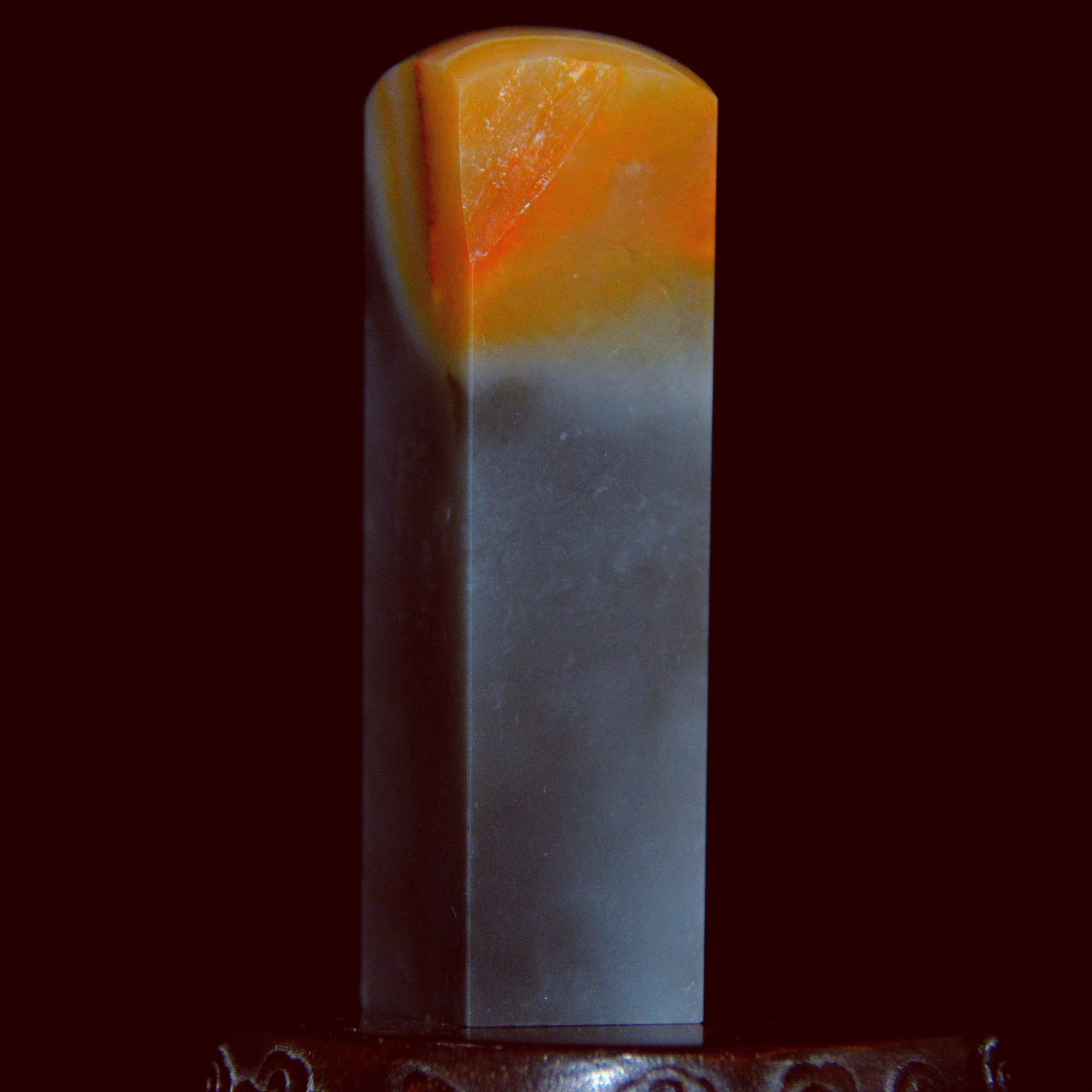 Changhua Stone Double Color Horn Frozen Single Stone With Leather Seal Full Crystalline Material Bull Back Mountain Morning Light Love Day Hall Treasured Tripod