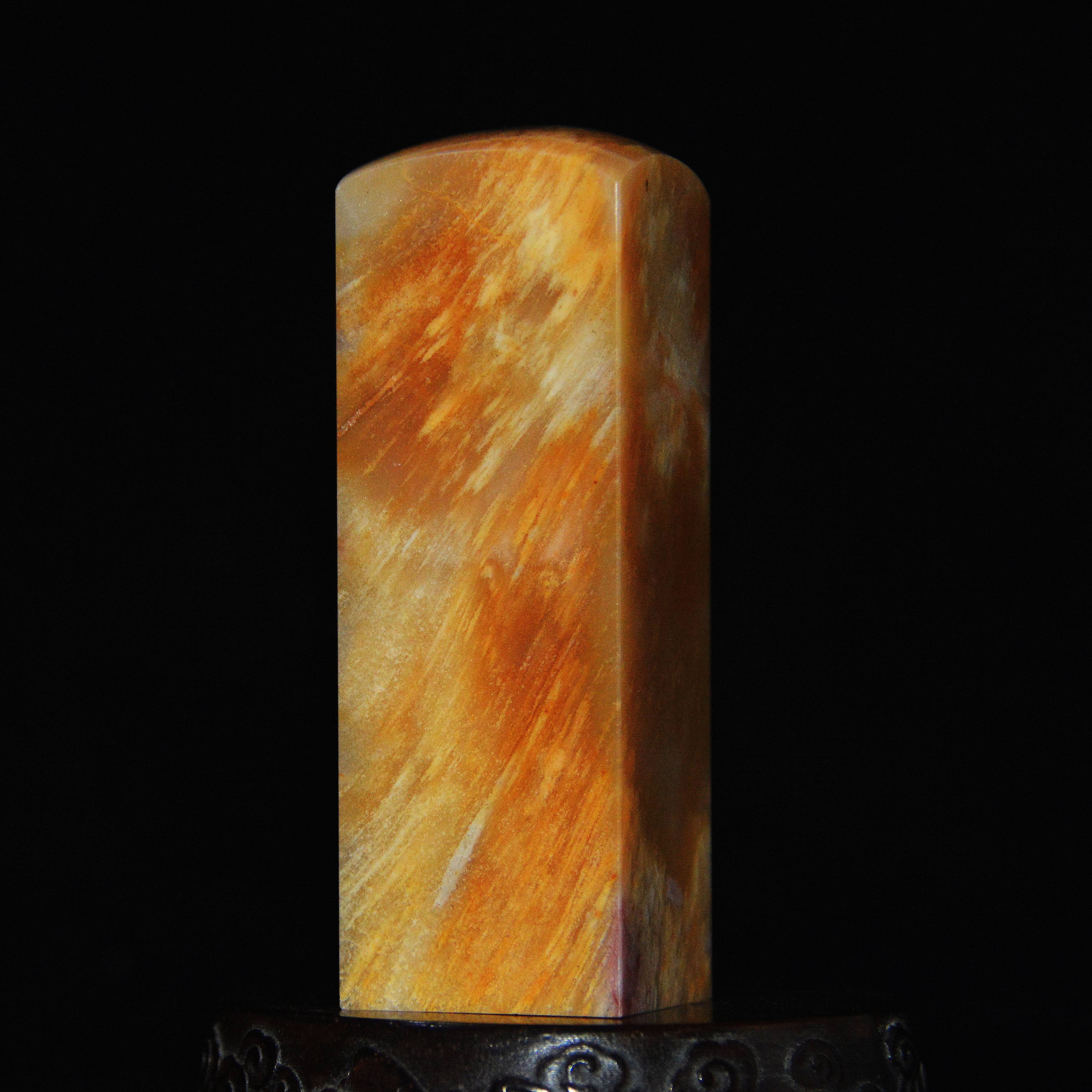 Changhua Stone Yolks egg yolks frozen seal Kampf Majestic Love Day Hall West of the Sushi House Sushan Bahrain Qingtian Handmade seal engraving