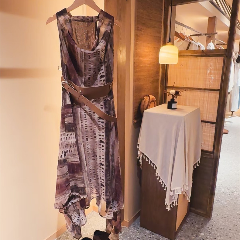 Mujia Genuine 2026 Summer and Autumn New Product with Belt, Nomadic Style, Slimming, Versatile Printed Dress, Long Skirt for Women Mujia Genuine 2026 Summer and Autumn New Product with Belt, Nomadic Style, Slimming, Versatile Printed Dress, Long Skirt for Women