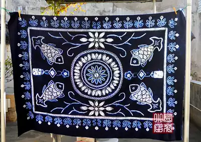 Yunnan Dali Bai hand-dyed tablecloth wall-mounted ethnic style decoration 1 5m * 2 0M a variety of classic patterns
