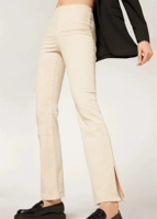 Бежевый