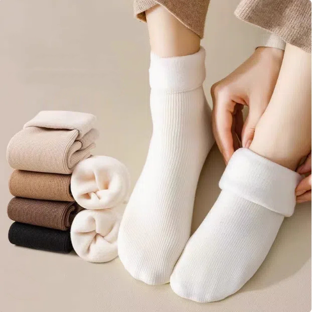 袜子女中筒雪地袜秋冬