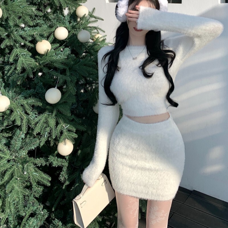 Purely Sensual and Sexy Mohair Fluffy High-Waisted Knitted Skirt for Women, Autumn Slim-Fit Bodycon Short Skirt Set