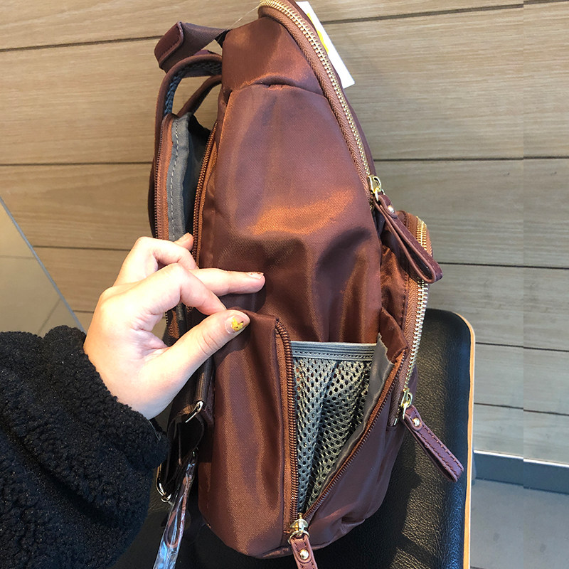 Full of slender details ~ high-grade glossy texture backpack ladies backpack firm multi-compartment large capacity