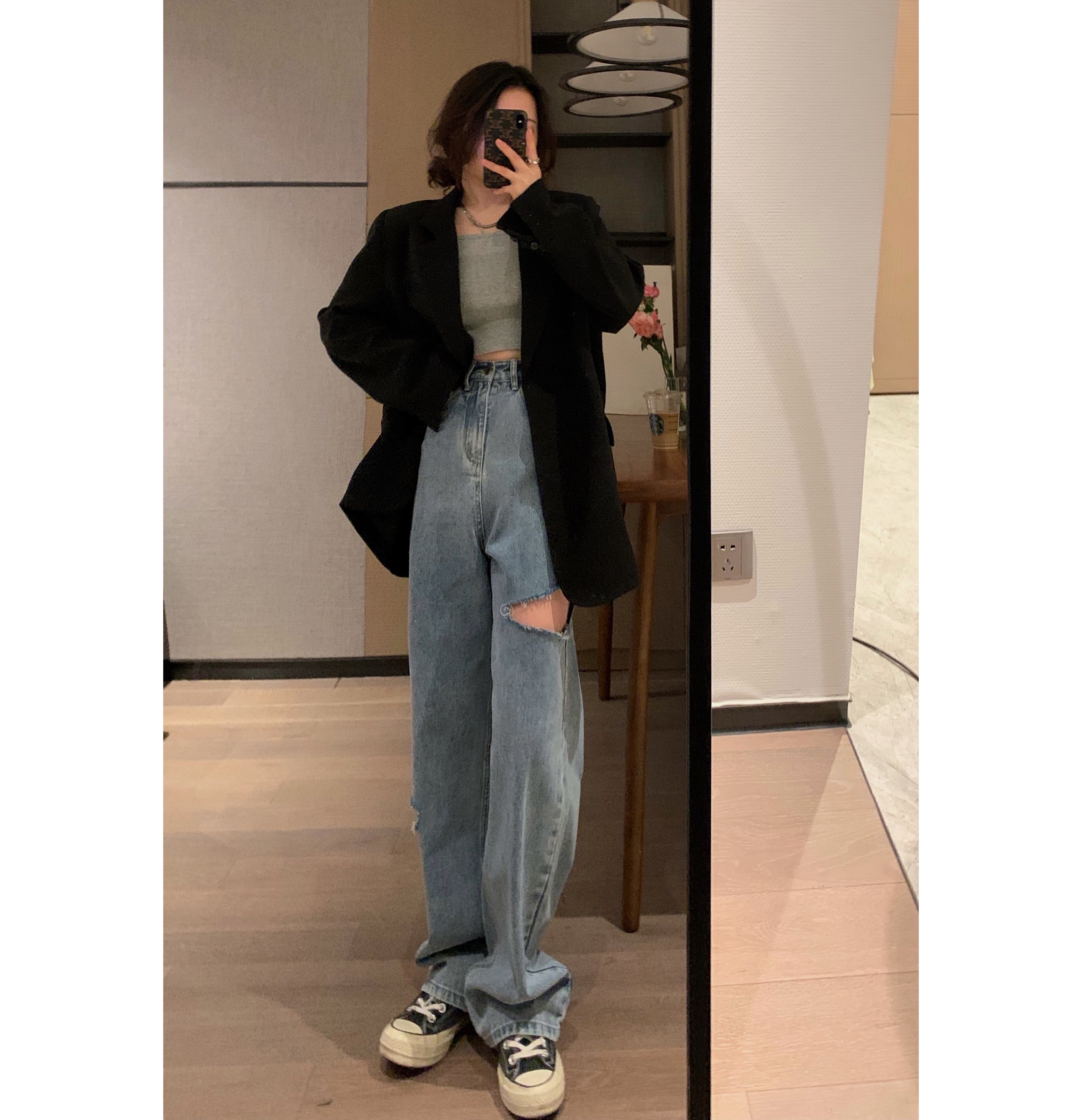 VEEE Big E produced A and A lazy hole straight casual high waist skinny jeans spring and summer new