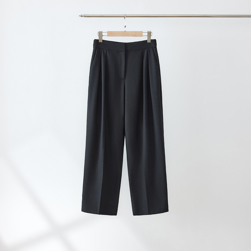 Forfrom High-Waisted Pleated Black Straight-Leg Trousers, British Style Workwear Pants Forfrom High-Waisted Pleated Black Straight-Leg Trousers, British Style Workwear Pants
