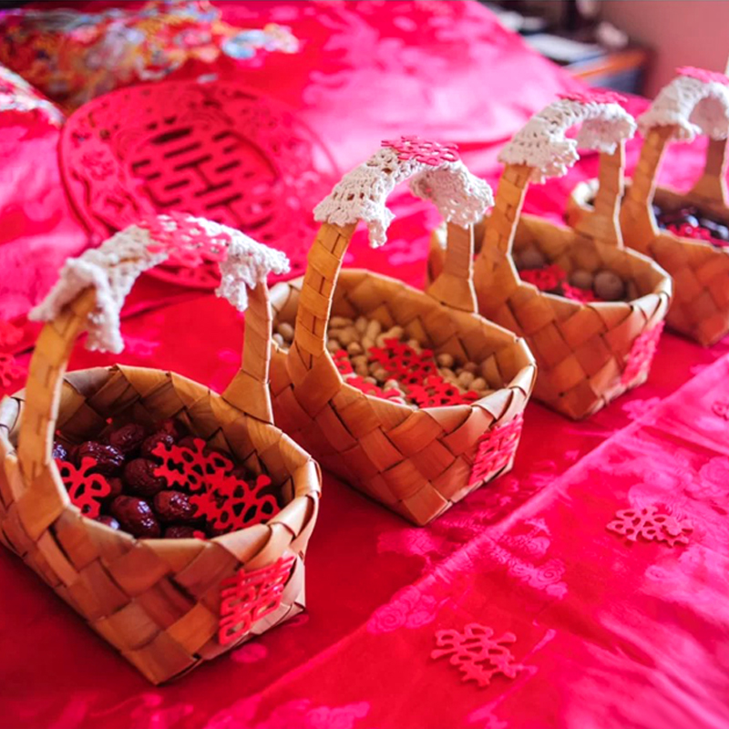 Early birth Guido Pendulum Pieces Press-Bed Dolls Bamboo Basket Wedding accessories mold Wedding House Decoration Placement Creative Joy Candy Dried Fruit Basket