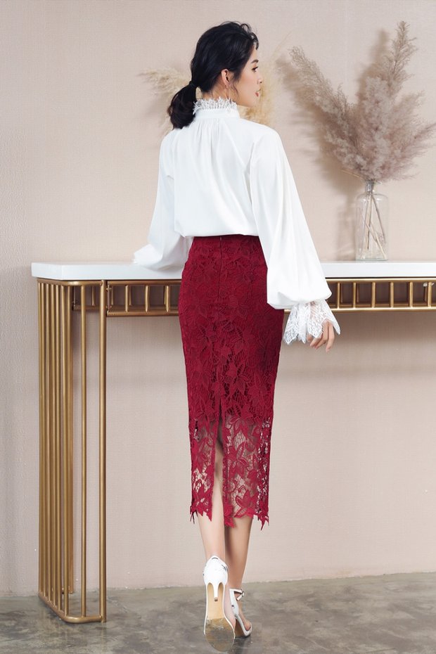 2019 mẫu xuân hè hoang dã váy ren mỏng của phụ nữ eo cao dài đoạn một bước váy rỗng túi hông váy - Váy chân váy trắng