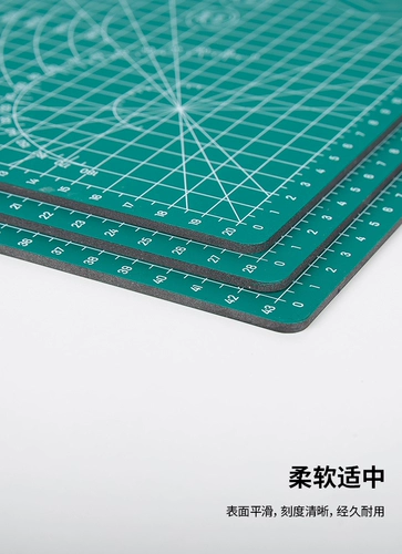 Пластилин, глина, набор инструментов