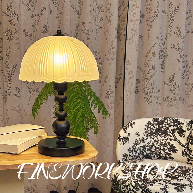 Vintage Wabi-Sabi Style Table Lamp, American Retro Bedroom Study Bedside Lamp, Warm Roman Column French Decorative Night Light