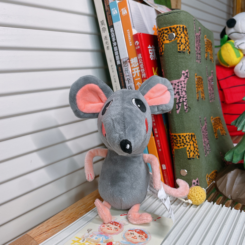 Foreign Trade Last Order Cute Little Mouse Doll Pendant Keychain Mouse Pinch and Screaming Mouse Rattle Picture Book Little Mouse