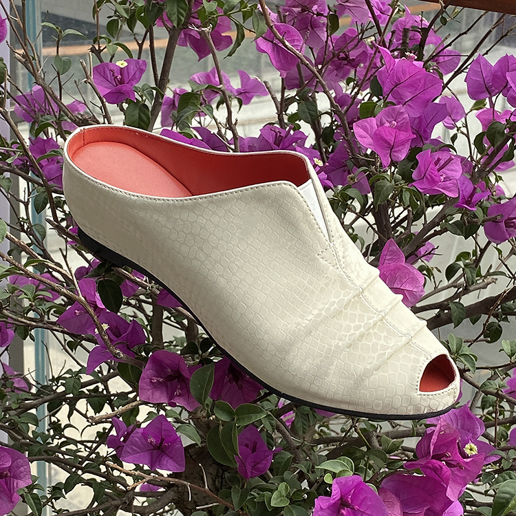 Fish Mouth Slippers Women's Genuine Leather Wedge Liv Taylor 2025 New White Fish Mouth Snake Leather Retro One-Line Sandals