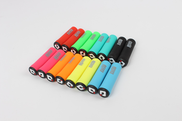 xe điện thăng bằng 2 bánh ODI Hoa Kỳ của bộ trượt silicone xe tay ga của trẻ em cân bằng xe hơi cao su silicone tinh khiết tay cầm găng tay chống sốc mặc - Smart Scooter thanh lý xe cân bằng cũ