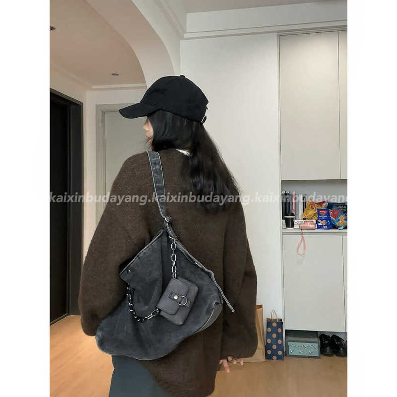 [Happy and Never Closing] Vintage Washed Denim Tote Bag Large Capacity Shoulder Crossbody Bag