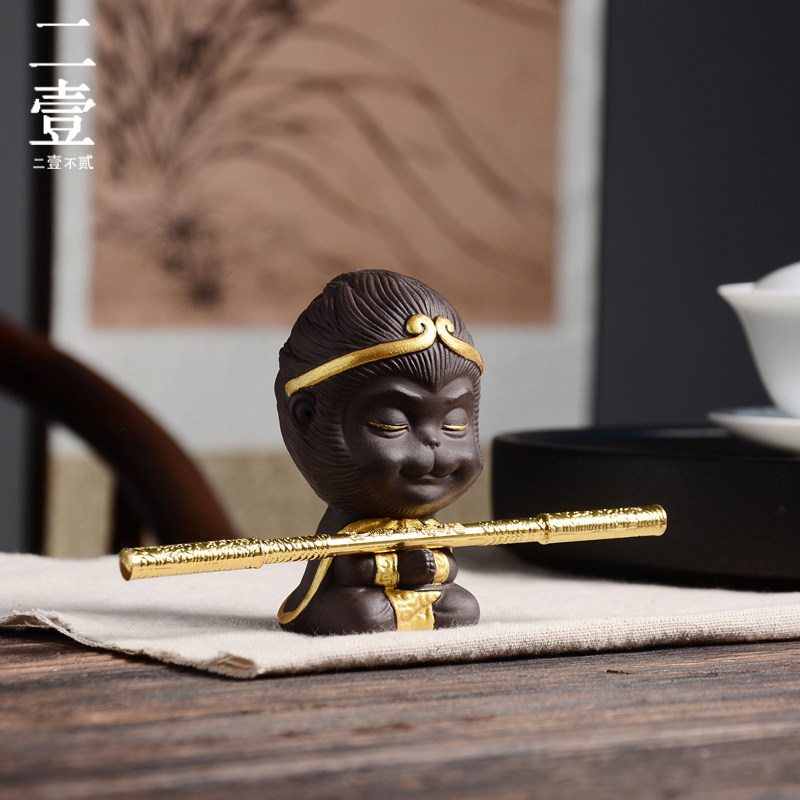 Tea spotting piece boutique can be raised adorable Qi Titian Tai San Sun Wuqi Zen Zeni Tea Table Fish Tank Built-in-Vehicle Swaying Pieces