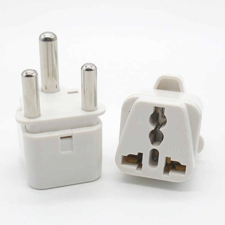 Greater South Africa standard triple - foot conversion plug Cape Town Converter socket Johannesburg African Converter 16A