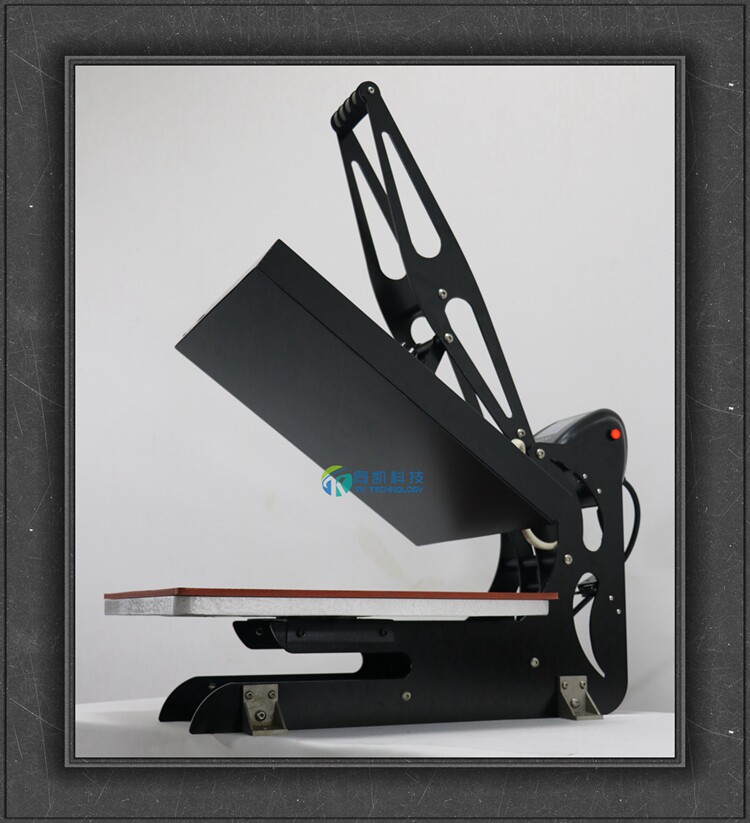 Manufacturer 40 * 60 new liquid crystal high-pressure machine gin flag transfer machine U type groove clothes mobile phone protective shell glass